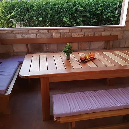 Adaleta دوبروفينك