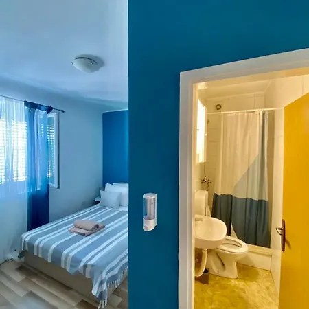 Guest house Adaleta 2*