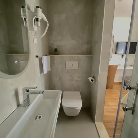 Adaleta Guest house