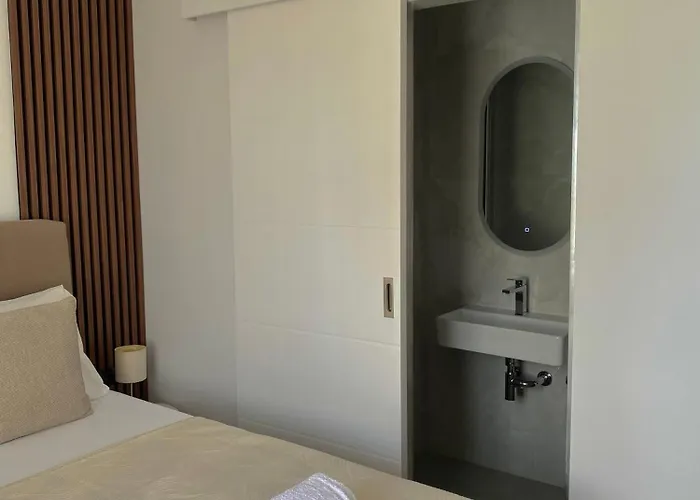 Adaleta Affittacamere 2*